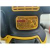 Image 2 : Dewalt Palm Sander DCW210, Milwaukee Right Angle Impact Driver M12 & Hammers