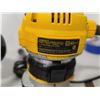 Image 2 : Dewalt Compact Router DWP611
