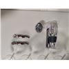 Image 2 : Set of 4 Wine Glasses & Corkscrew