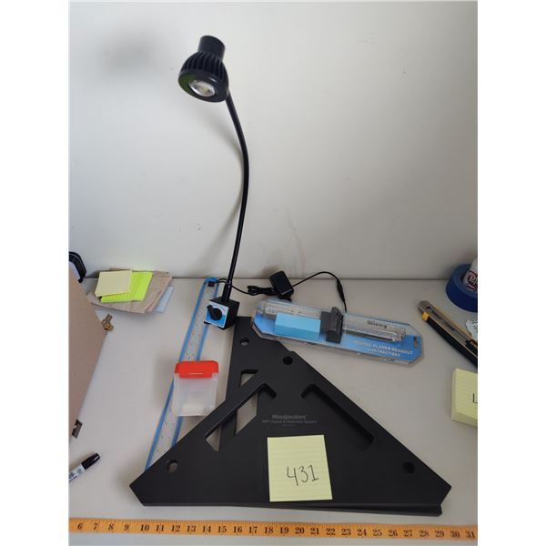 Woodpecker MFT Layout and Assembaly Square, Digital Planer Readout, Gooseneck LED Lamps & Ruler