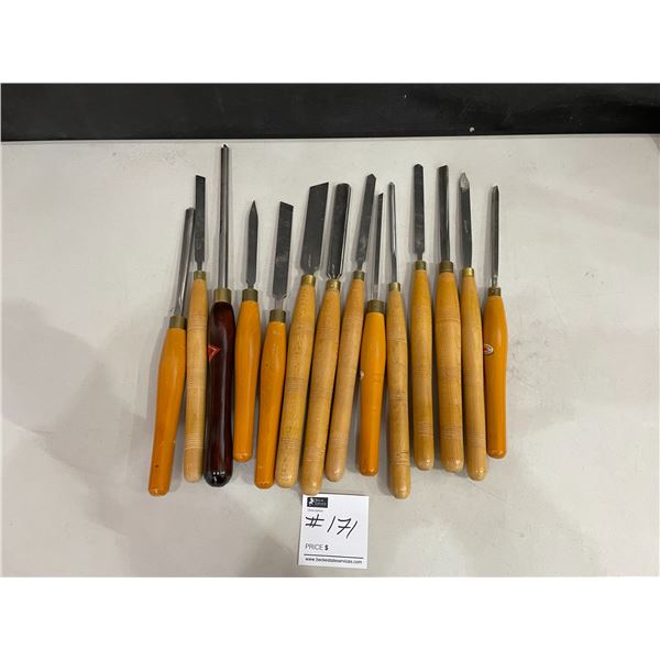 Assorted Woodworking Scrapers & Chisels x14