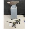 Image 1 : Anvil on Wooden Base (weight unknown) - Dewalt Clamps x2