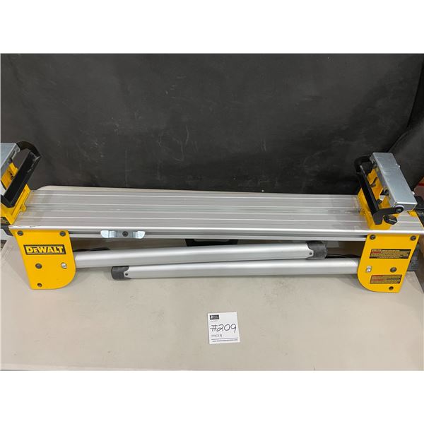 Dewalt Compact Miter Saw Stand DWX724