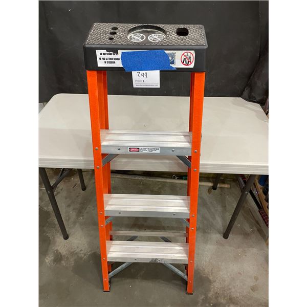 4' Industrial Lite Folding Ladder