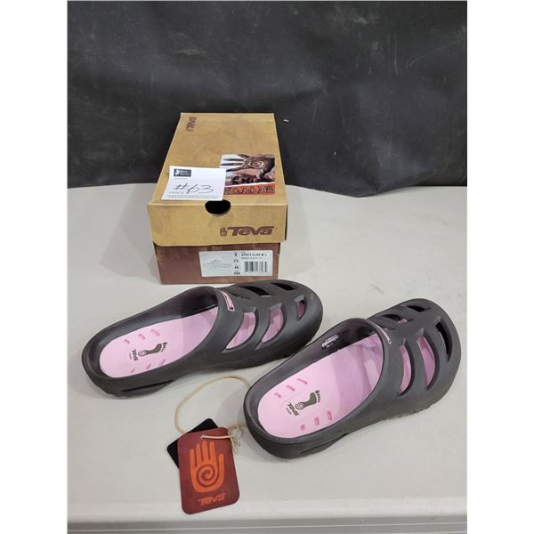 Teva Apres Clog - Womens 9 (Brand New)