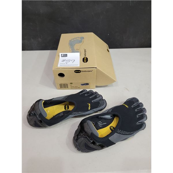 Vibram Fivefingers Jaya - Size 41 (Brand New)