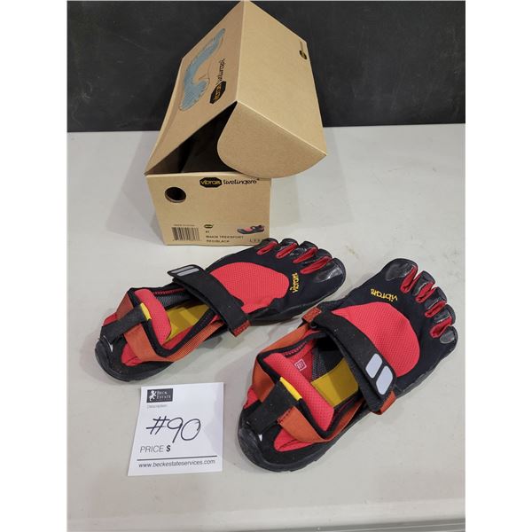 Vibram Fivefingers Trek Sport - Size 41 (Brand New)