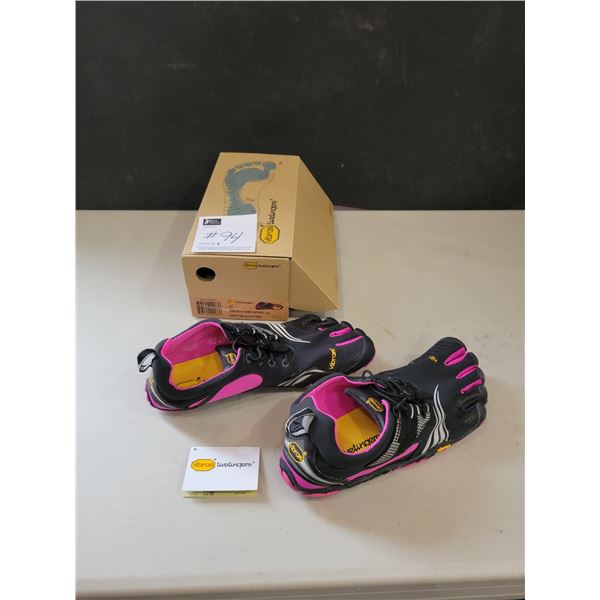 Vibram Fivefingers KMD Sport LS - Size 41 (Brand New)