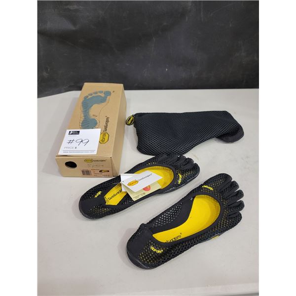 Vibram Fivefingers VI-B - Size 40 (Brand New)