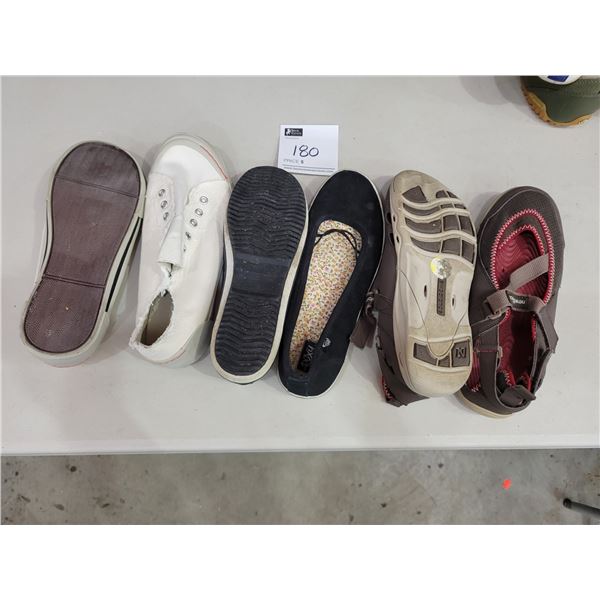 New Balance / Roxy / Bamboo - Size 9 (Slightly Worn)