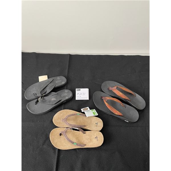Women's Sandals Size 9 - Chaco x2 - Sanuk (New)