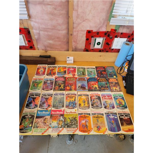 Perry Rhoden Collection, Orson Scott Card, Harry Harrison, Bill Starr, Paul Cook etc...