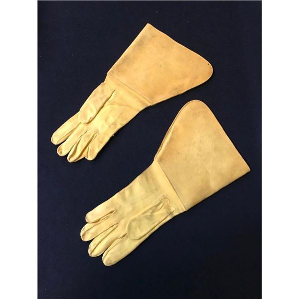 19thc U.S. Indian Wars Cavalry Gauntlet Gloves