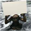 Image 4 : Cast Metal Monkey Desk Card Accessory