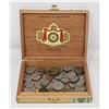 Image 1 : OLD WOOD CIGAR BOX WITH VARIOUS COINS