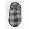 Image 1 : MEN'S SUPER SOFT SLIPPERS SIZE XL