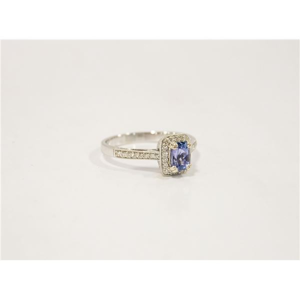 18 KARAT WHITE GOLD TANZANITE AND DIAMOND RING