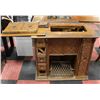 Image 1 : ANTIQUE WOOD CARVED SINGER SEWING MACHINE.