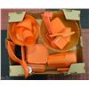 Image 1 : FLAT OF ASSORTED ORANGE KITCHEN & HOUSEHOLD ITEMS