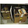 Image 1 : 2 BOXES OF MISC. WOOL, BASKETS, ETC.