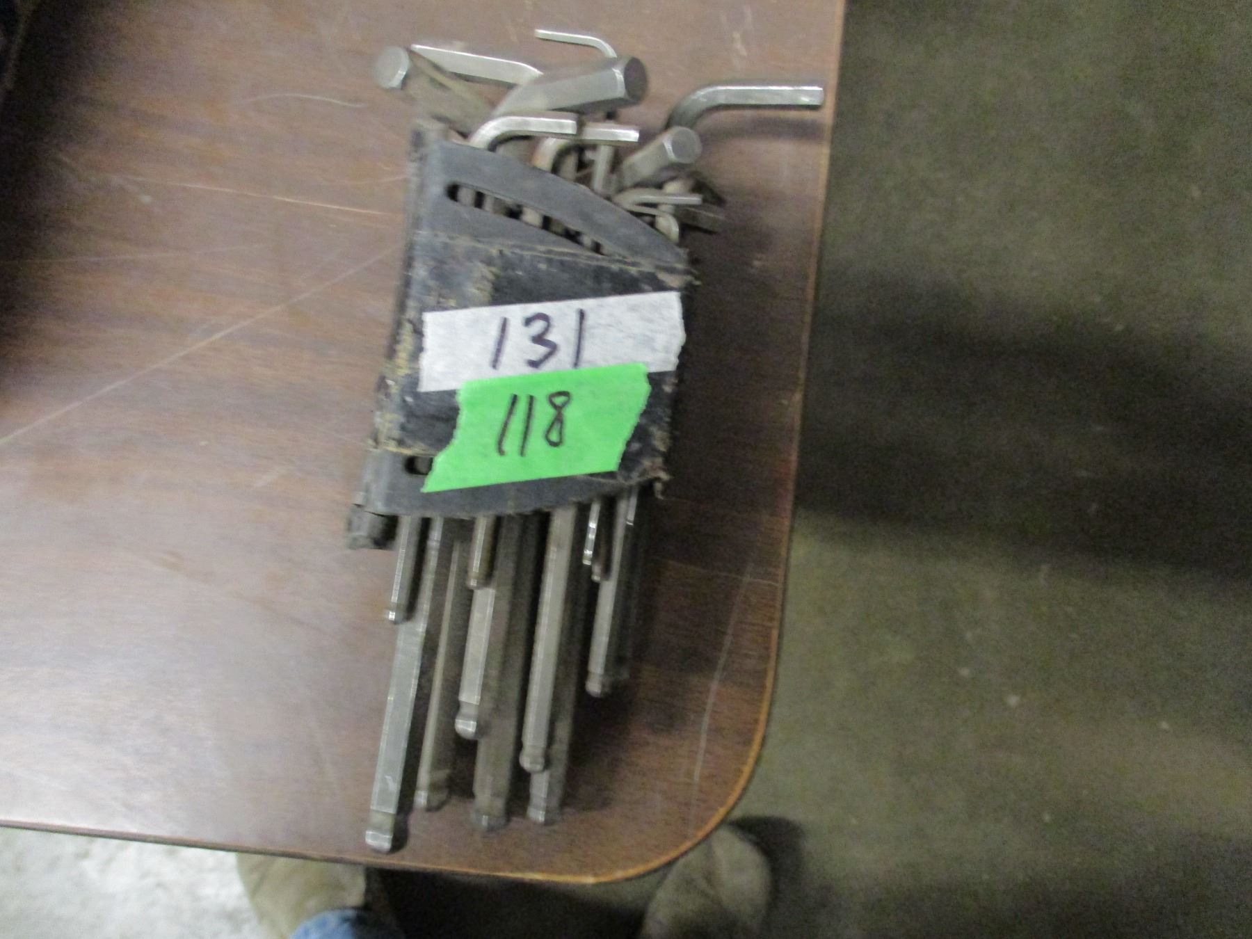 BUNDLE C/W ASSORTED ALLEN KEYS