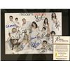 Image 2 : MODERN FAMILY CAST SIGNED AND FRAMED 8 X 10 (RA COA)