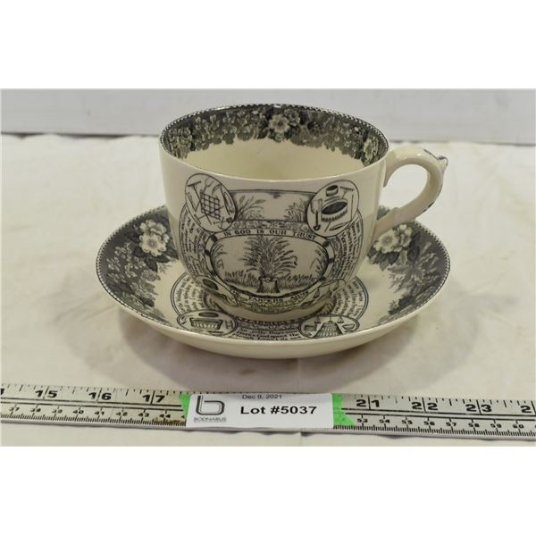 Staffordshire - Large Mug with collector plate - In God We Trust