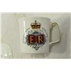 Image 4 : Royal Mug & Saucers