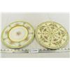 Image 1 : 2 Decorative Dinner Plates