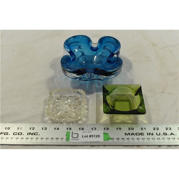 3 Ashtrays
