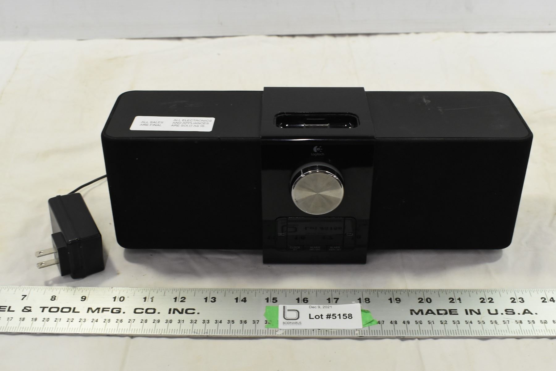 Logitech Alarm Clock w/ Vintage iPod Dock Bodnarus Auctioneering