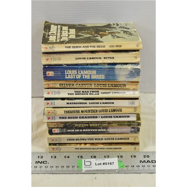 (12) Louis L’Amour Vintage Western Books
