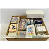 Image 1 : Box of Assorted Vintage Hockey Cards