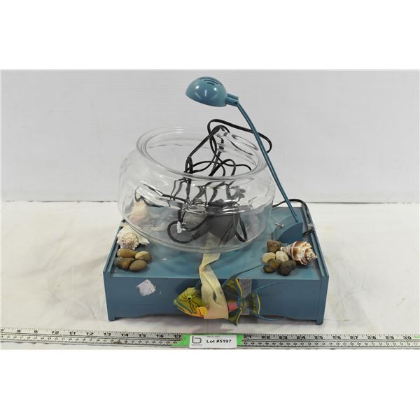 Aquarium w/ Working Light