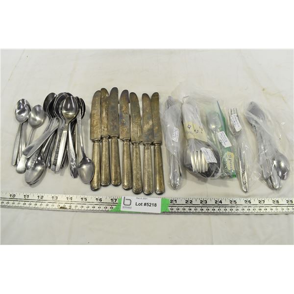 Assorted Silverware/Utensils