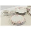 Image 2 : 4 piece set - Mugs, Plates & Bowls
