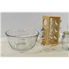 Image 2 : Anchor Hawking Mixing Bowl, Spice Rack, Syrup Bottle