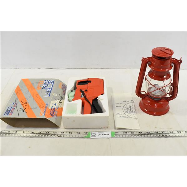Red Lantern & Label Maker (label maker not working)