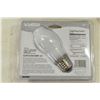 Image 3 : 18 Packs of Light Bulbs