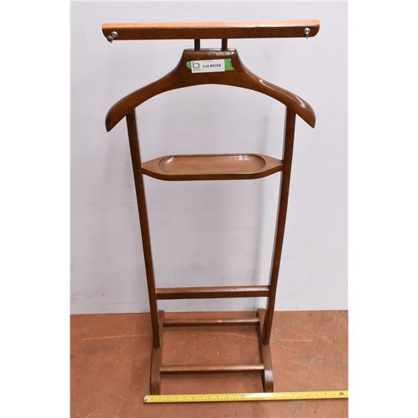 *Clothes Rack w/ Hooks