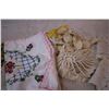 Image 5 : Pillow Case,Game,Various ties,doilies