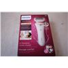 Image 2 : (1) New (sealed) Womans wet/dry rechargable philips satin shaver