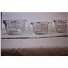 Image 5 : Pyrex Measuring Cups set of 3