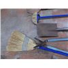 Image 2 : broom, clippers, yard tools