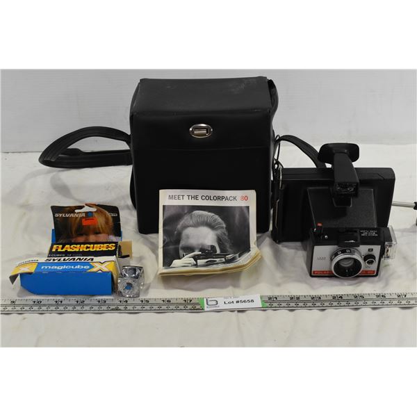 Polaroid Colorpack 80 w/ Case