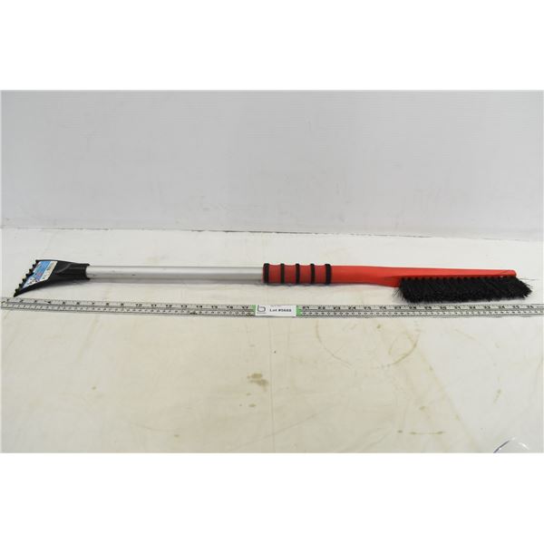Snow/Ice Scraper for Car