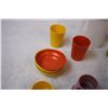 Image 3 : Kids vintage Tupperware play dishes set
