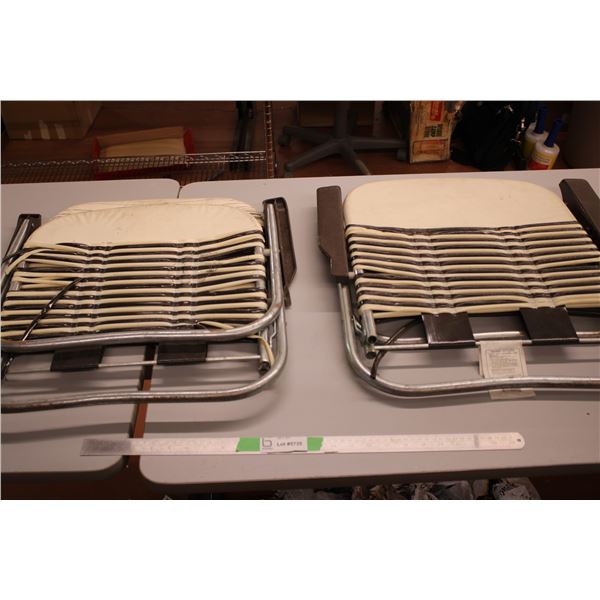 *vintage vinyl  beach chairs