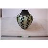 Image 1 : Green/Black Vase Sask made
