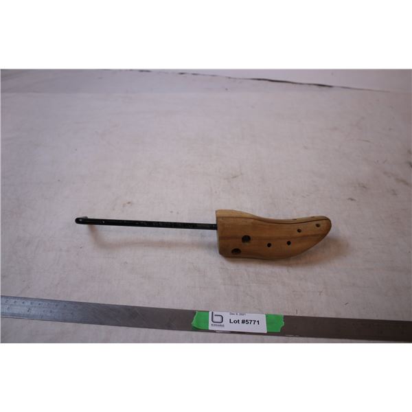Shoe Stretcher